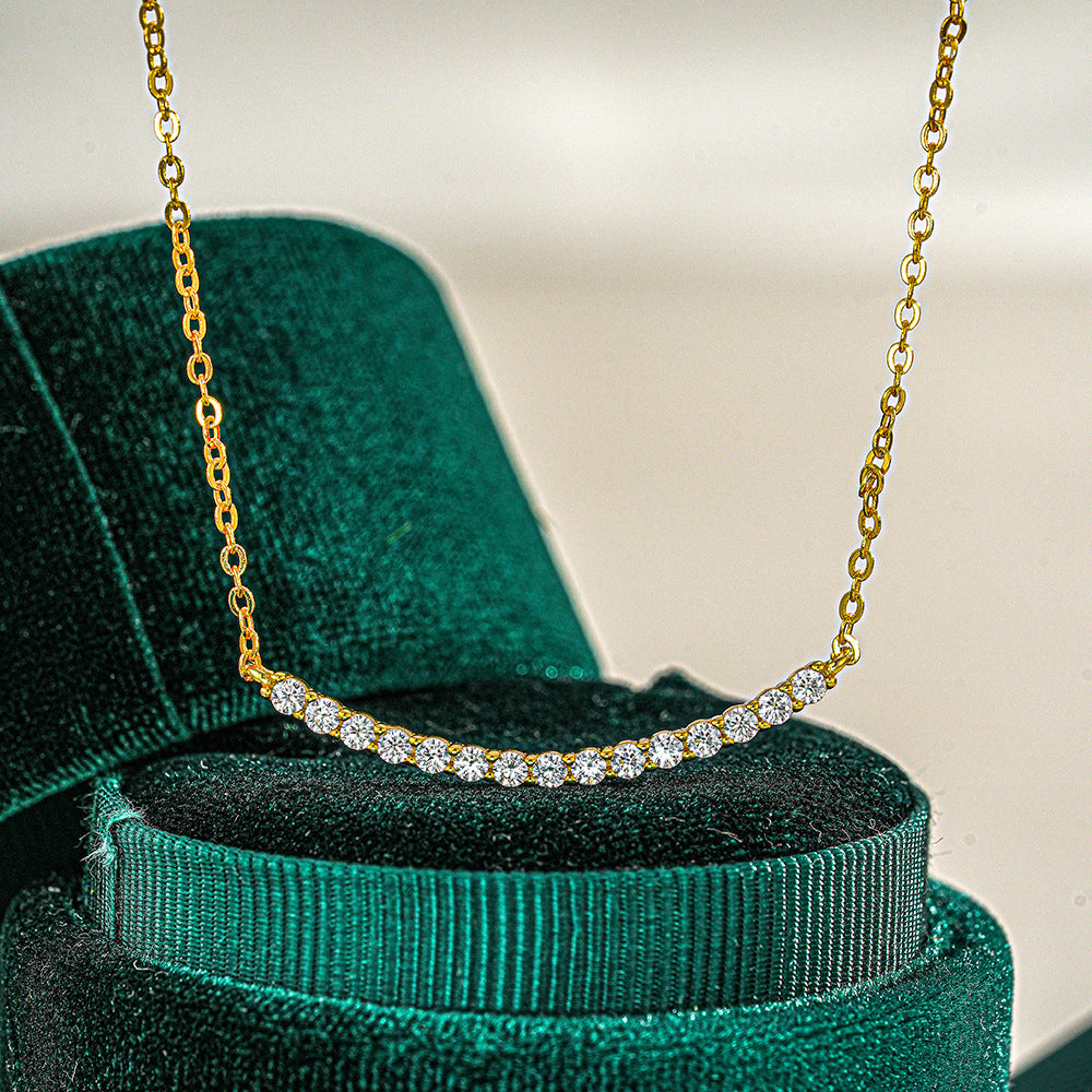 Smile moissanite necklace
