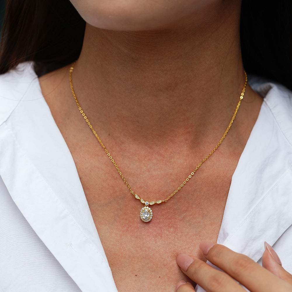 Collarbone moissanite chain