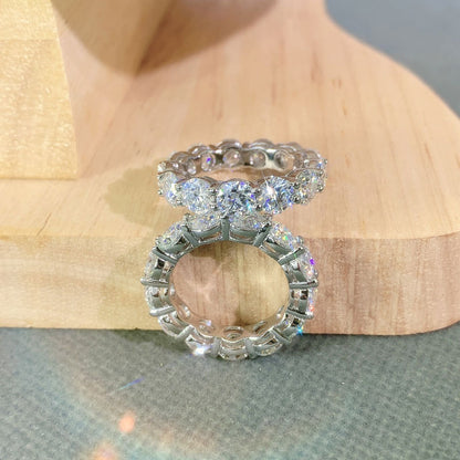Fully sparkle moissanite stacking ring