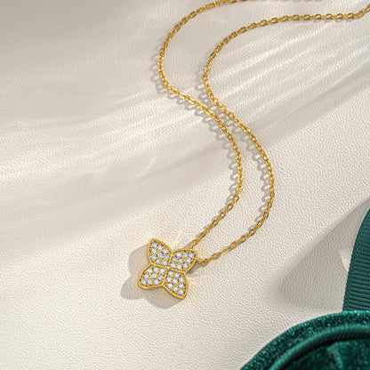 Four-pointed star moissanite chain