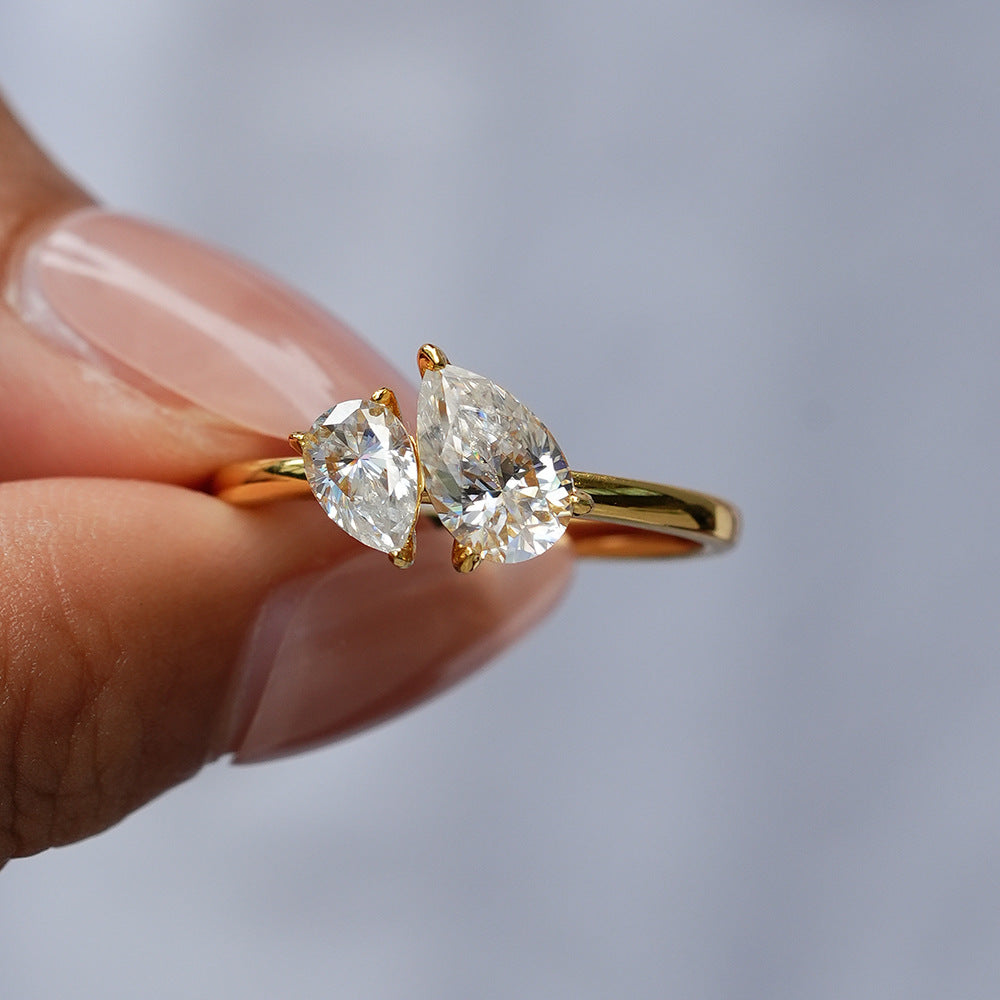 Double water droplets moissanite ring