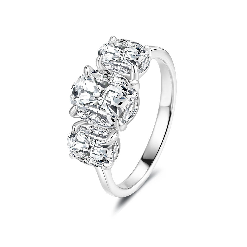 Eggs moissanite ring