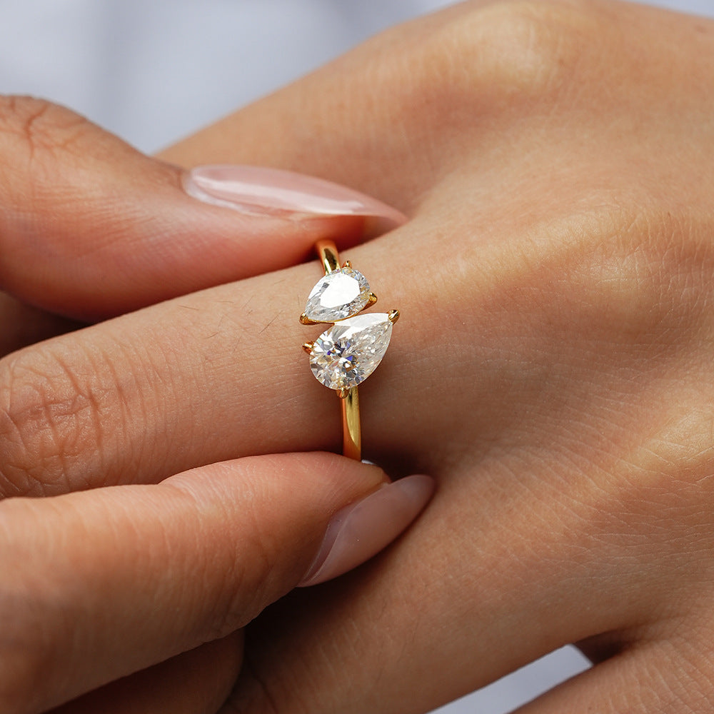 Double water droplets moissanite ring