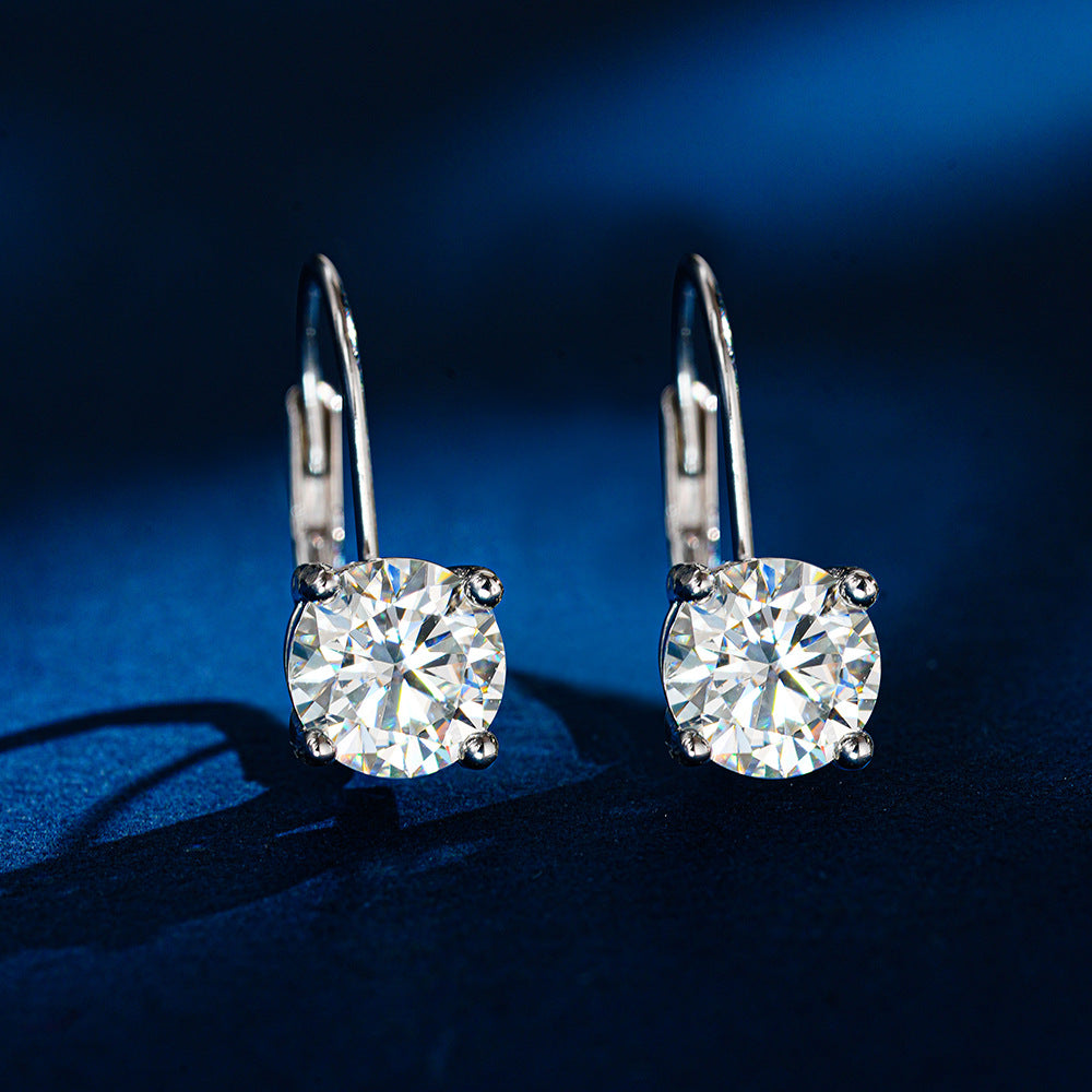 Classic buckle moissanite earring