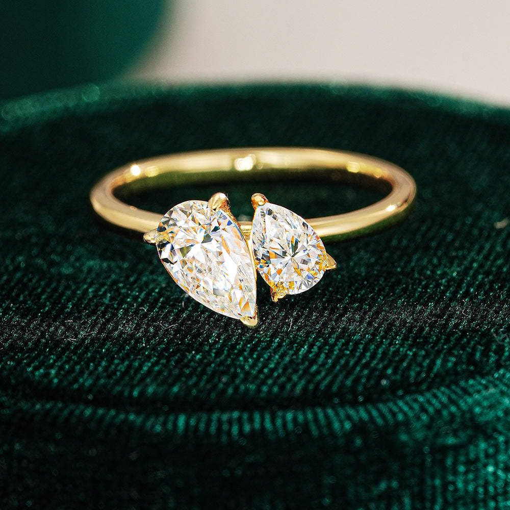 Double water droplets moissanite ring