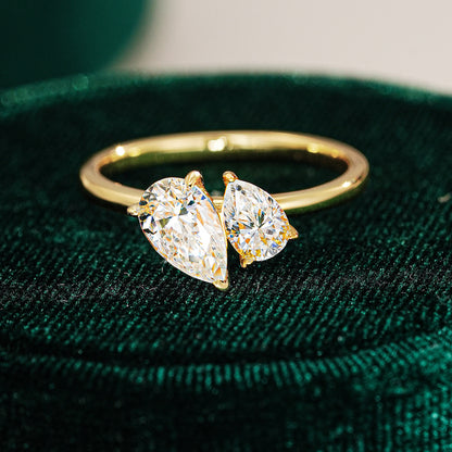 Double water droplets moissanite ring