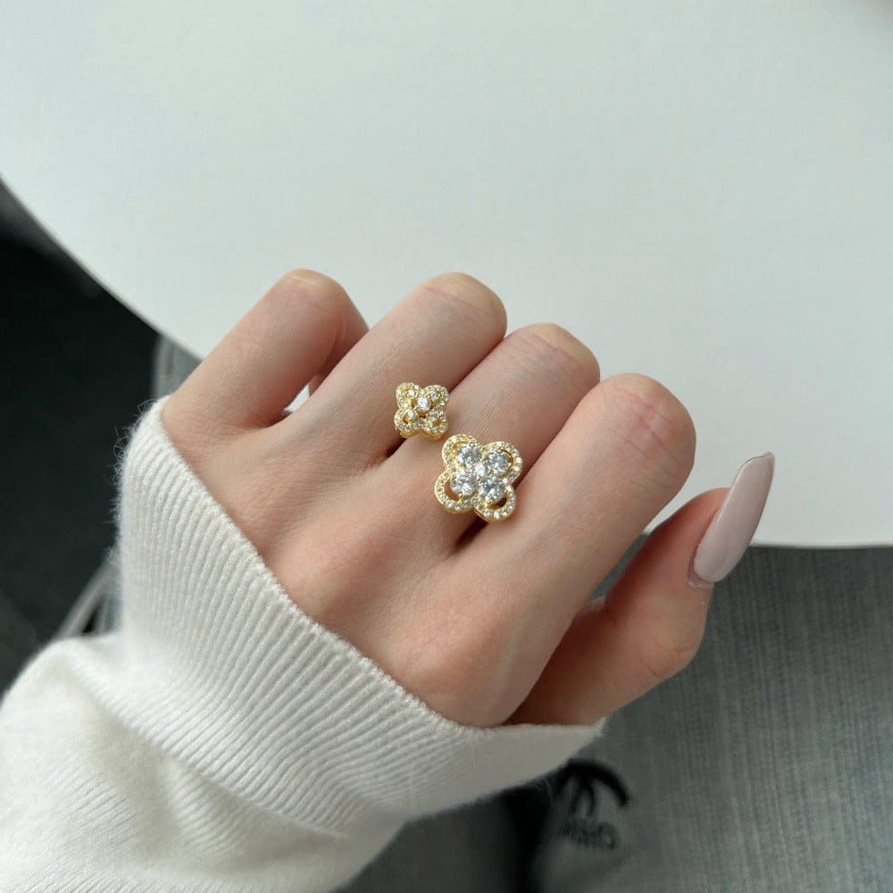 Asymmetrical four-leaf clover ring - Hastella.J