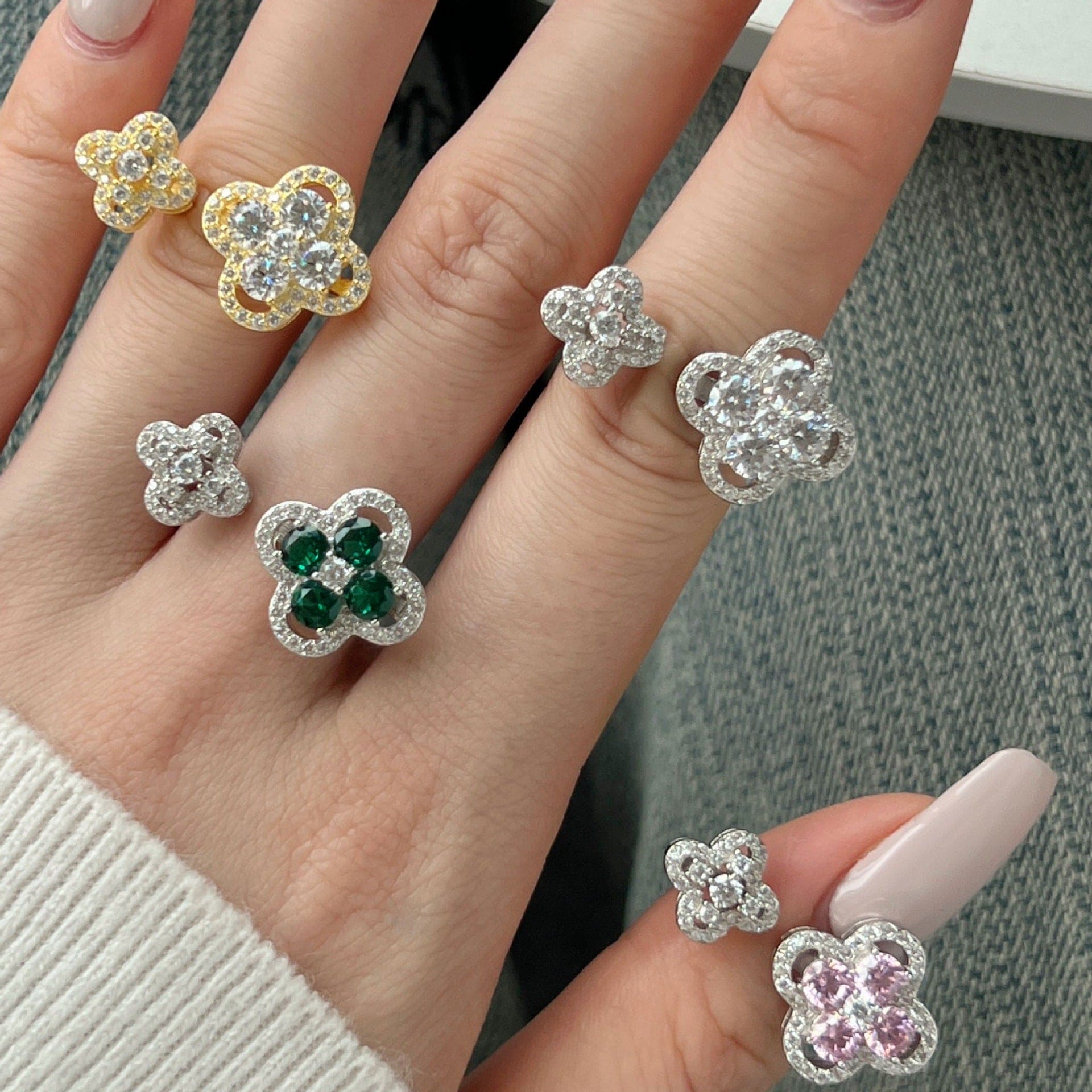 Asymmetrical four-leaf clover ring - Hastella.J