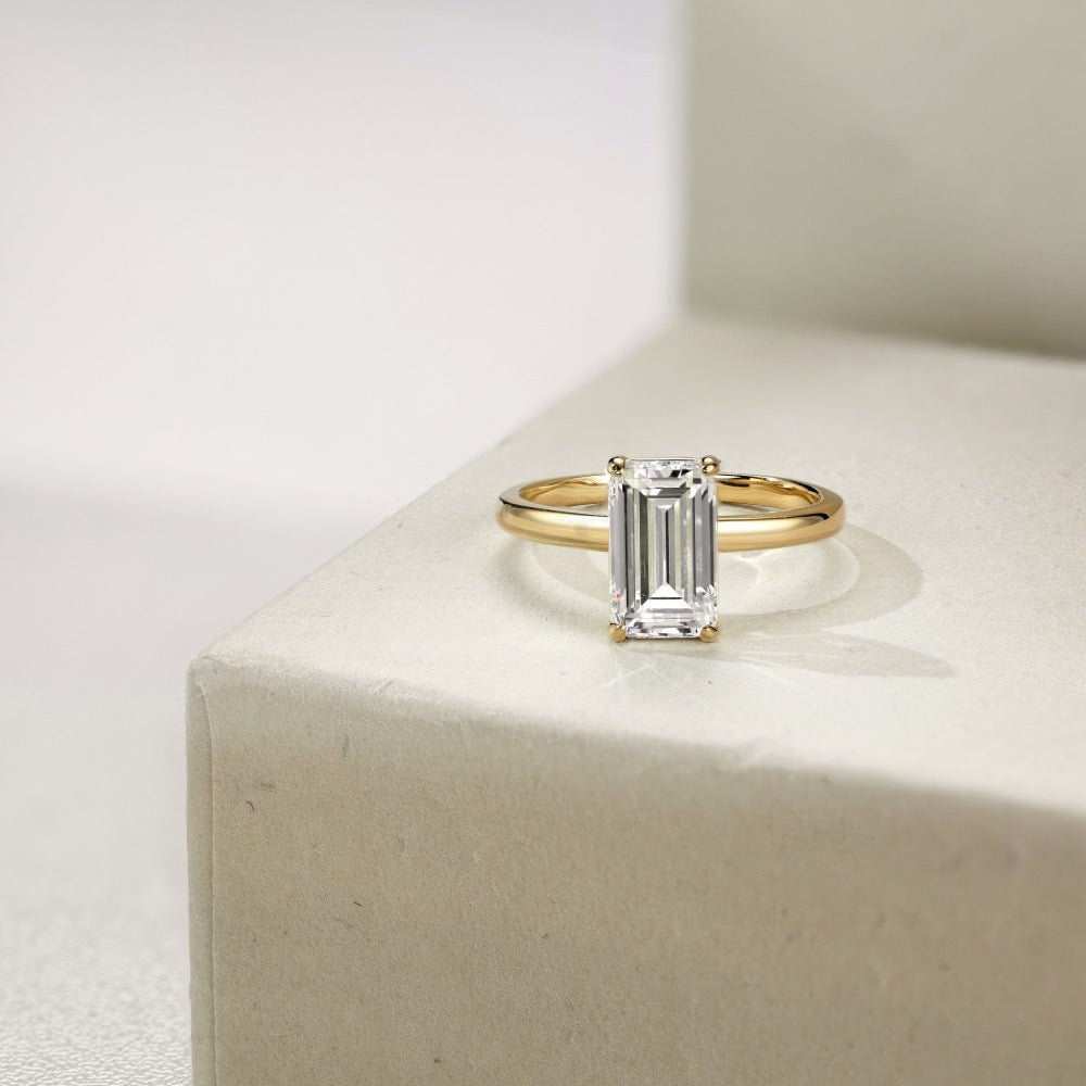 Emerald cut glossy ring - Hastella.J