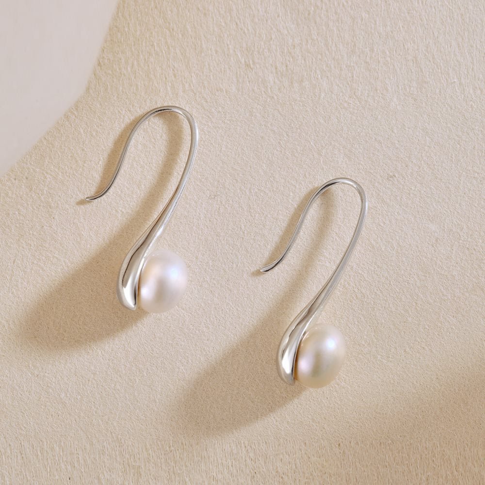 Elegant Temperament Natural Freshwater Pearl Earrings - Hastella.J