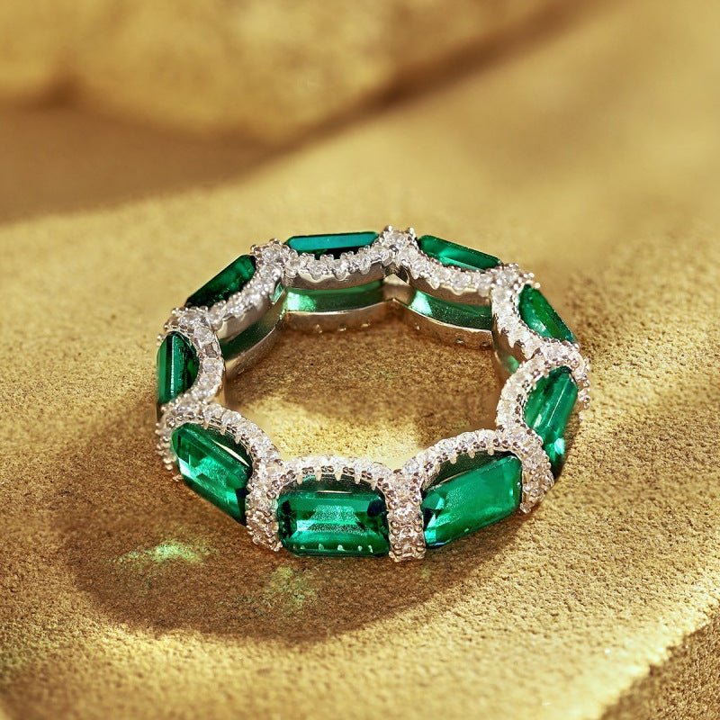 Emerald Row Ring High Carbon Diamond Ring - Hastella.J