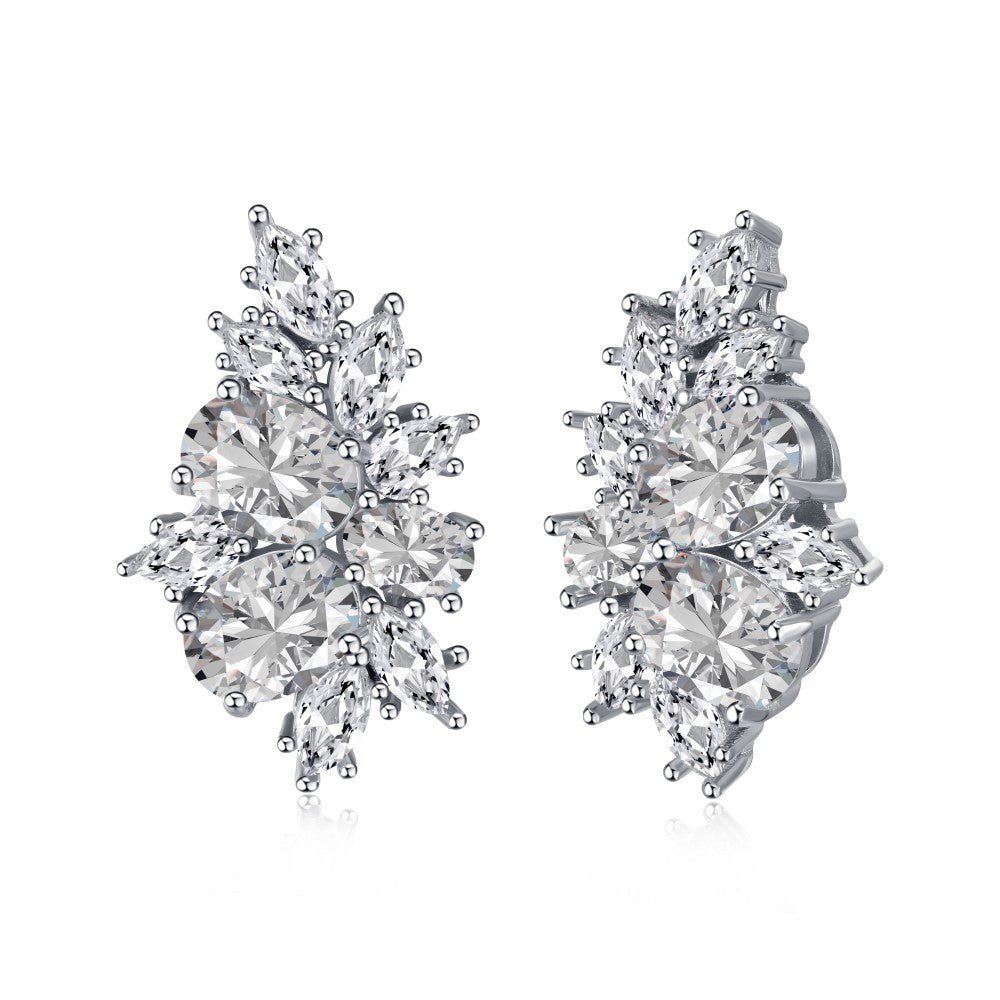 Flower stud earrings - Hastella.J