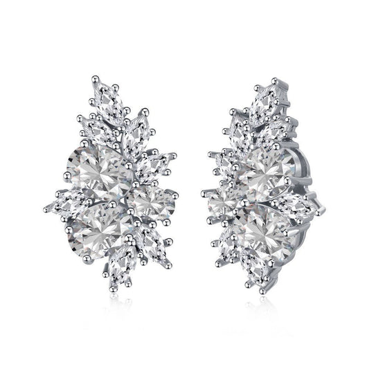 Flower stud earrings - Hastella.J
