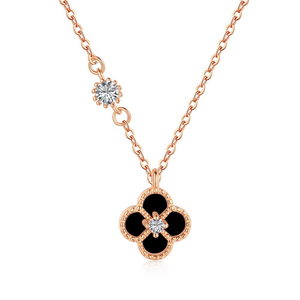 Four-leaf clover necklace - Hastella.J