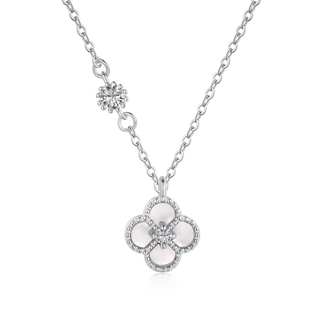 Four-leaf clover necklace - Hastella.J