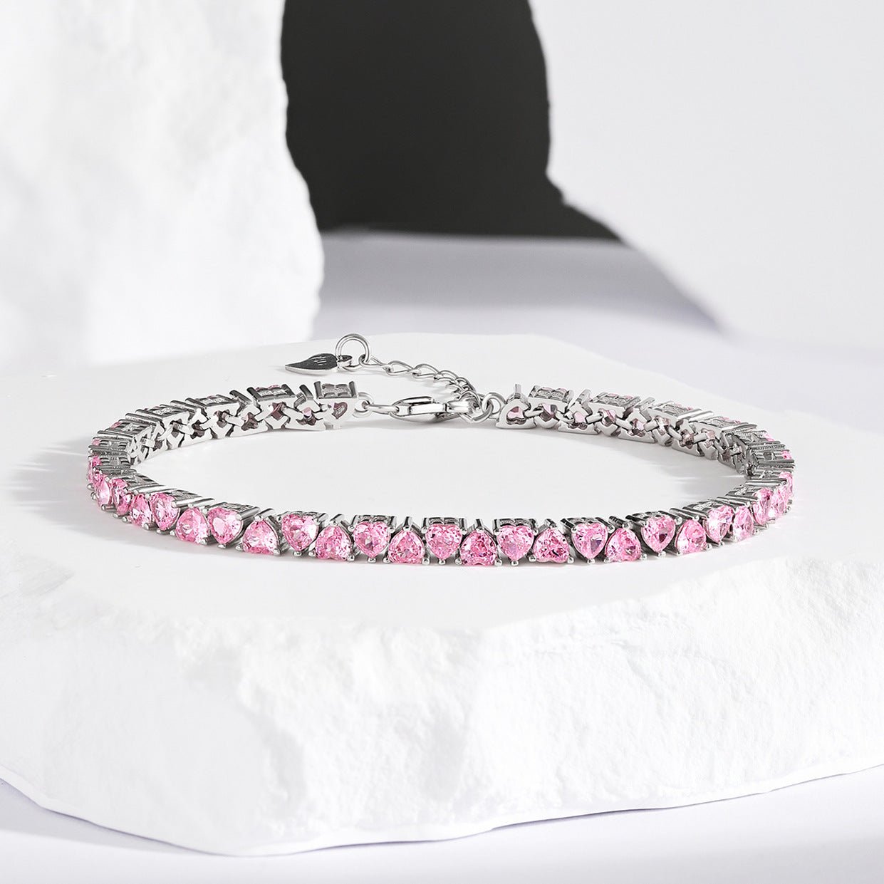 Heart-shaped zircon tennis love pink diamond bracelet - Hastella.J