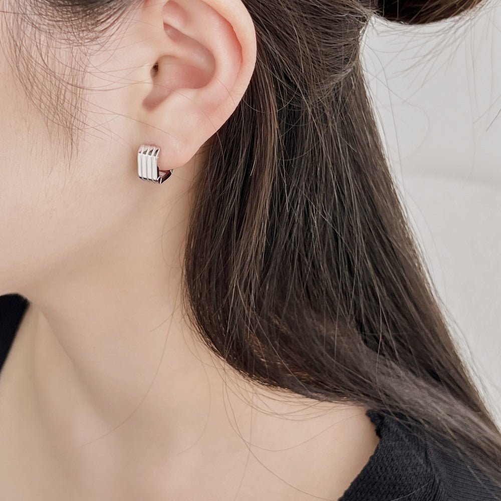 Retro sense of luxury square earrings - Hastella.J