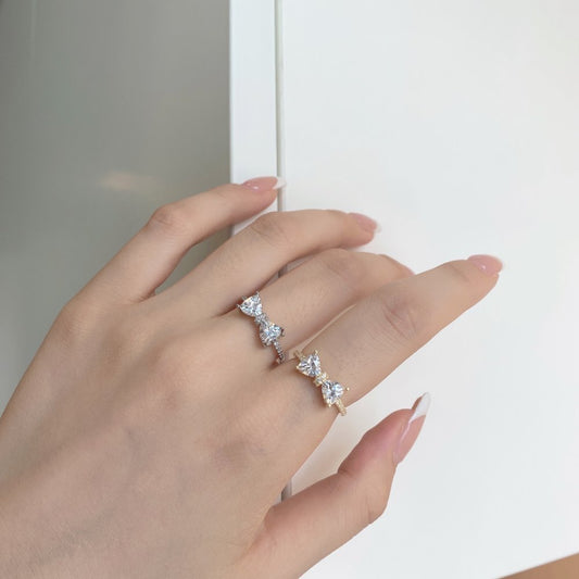 Ribbon design zircon ring - Hastella.J